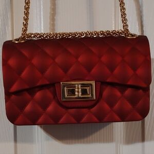 Elegant Red Quilted Chain Bag